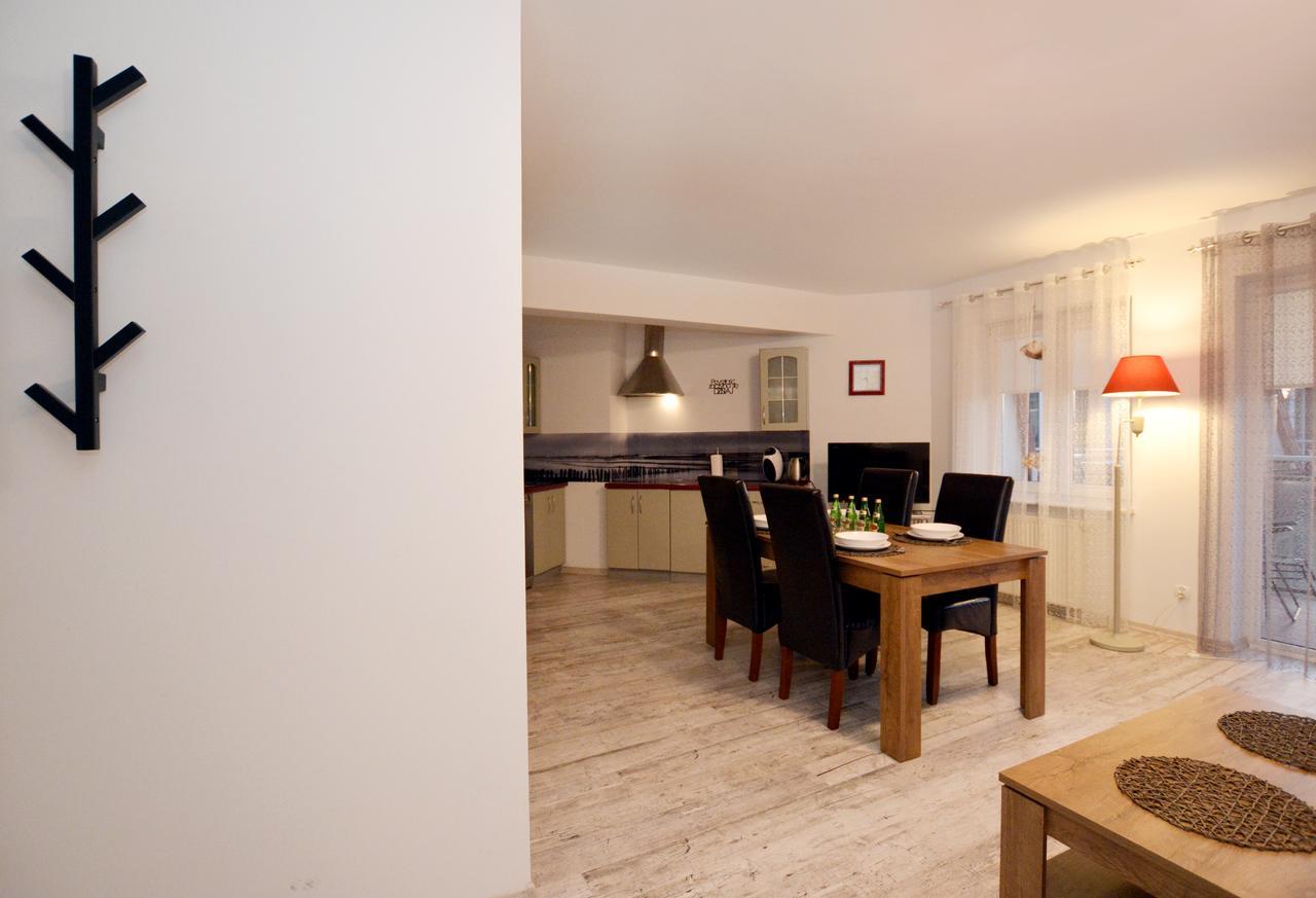 Apartament Przy Latarni Morskiej Kolberg Exterior foto