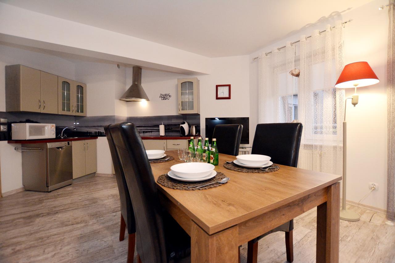 Apartament Przy Latarni Morskiej Kolberg Exterior foto